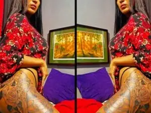 Streamate Sex Chat of TS_EbonyDoLLXxX