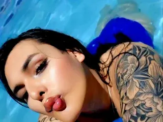 Streamate Best Webcam of Sarah_Dolls