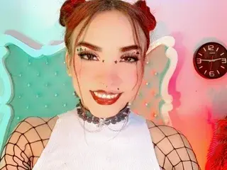 Streamate Sex Cam of LeyXandrabrazz