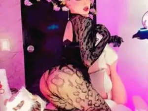 Streamate Free Porn Cam of TinkBDSM