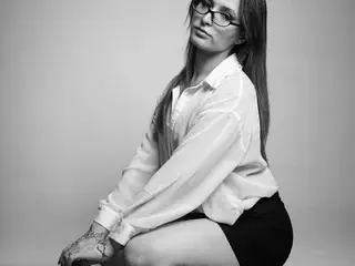 Streamate Live Porn of MadameLilith