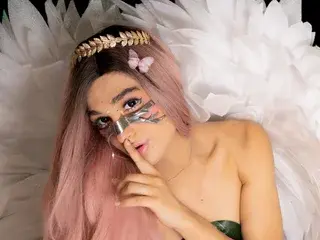 Streamate Adult Webcams of Mikavelvet777