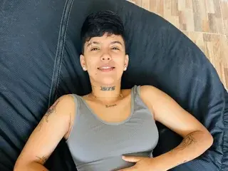 Streamate Live Sex of Nini_Smith