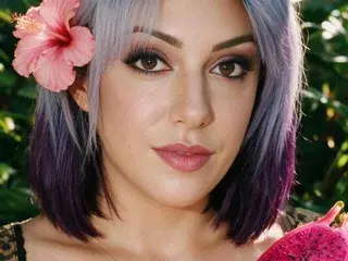 Streamate Free Porn Cam of PhoebeCashshe