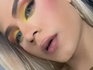 Streamate Adult Webcams of Saskyadeluxxeoficial