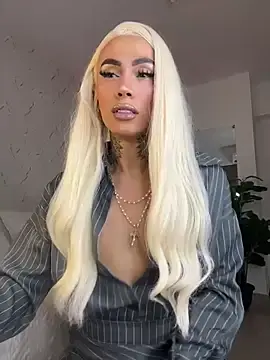 Stripchat Watch Live Sex Cams of miss_tatiana_