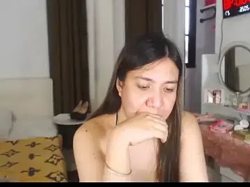 Stripchat Live Sex Cam of stellahugeX