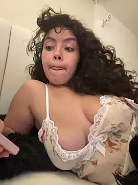 Stripchat Sex Cam of Nathcurly_