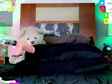 Stripchat Best live sex cam show of ashley_19xx