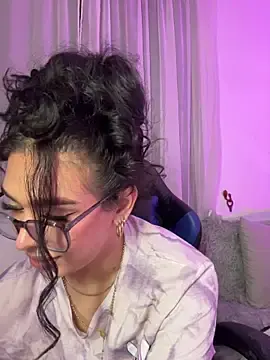 Stripchat Private Sex Chat of Samantha_Bernardo