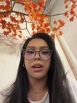 Stripchat Sex Cam of Samantha_Bernardo