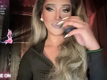 Stripchat Sex Cam of Lo_la_69