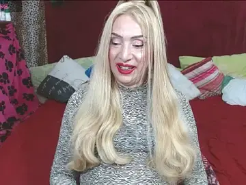 Stripchat Free Porn Cam of elena_evans