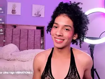 Stripchat Adult Video Chat of alaiasexygirl