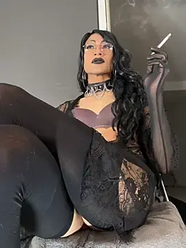 Stripchat Free Live Porn of Lia_Jones77