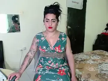 Stripchat Free Live Porn of Sashaferrari2000