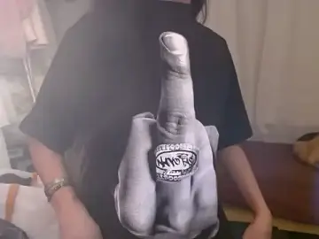 Stripchat Live Porn of AngelTsDevilCUM