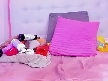 Stripchat Free Porn Cam of Willow_Wright