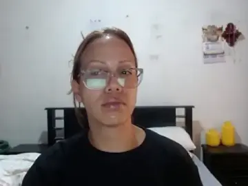 Stripchat Live Sex Cam of sensual_nataliee