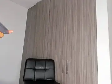 Stripchat Adult Webcams of Kristen_dollts