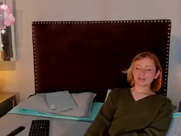 Stripchat Adult Webcam of seraphine_star