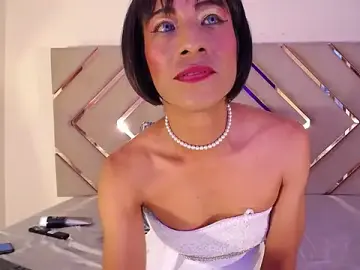 Stripchat Watch Live Sex Cams of Raven_foxter1