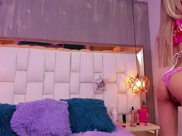 Stripchat Sex Chat of Foxxy_Doll