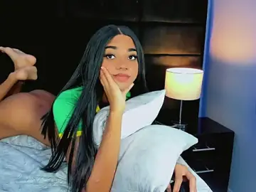 Stripchat Sex Cam of Daniiela_Foxx