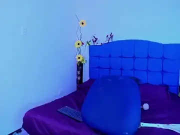 Stripchat Free Porn Cam of BlakeNoir_