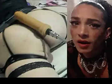 Stripchat Free Porn Cam of Frida_dominatrix