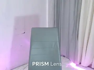 Stripchat Nude Webcam of DoriDelux20