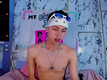 Stripchat Free Porn Cam of Prince_Apolo