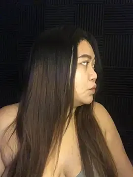 Stripchat Nude Webcam of FinayNewestSensation