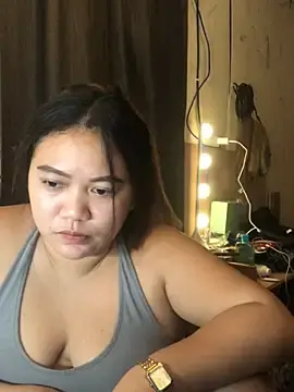 Stripchat Sex Chat of FinayNewestSensation
