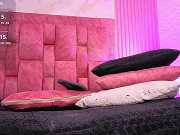 Stripchat Best live sex cam show of goldilockss15