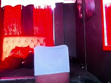 Stripchat Free Porn Cam of AlanFox1