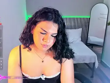 Stripchat Sex Cam of Little_Alli