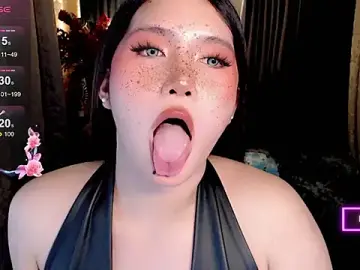 Stripchat Free Porn Cam of IsabellaXoXo69