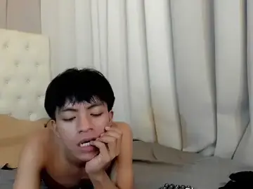 Stripchat Nude Webcam of davincihugecock