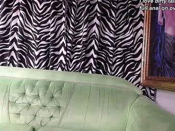 Stripchat Live Porn of mia_beatles