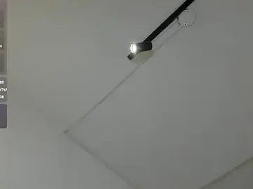 Stripchat Sex Chat of emily_roousee