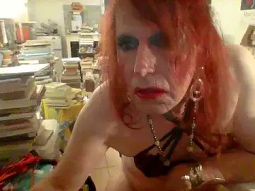 Stripchat Adult Webcam of LianeDargueil
