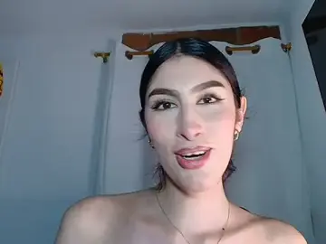 Stripchat Free Porn Cam of valeria_gonzales_