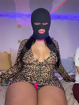Stripchat Free Live Porn of Amira_bayby