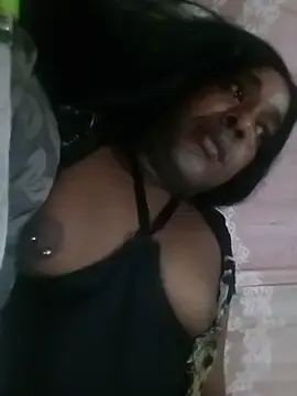 Stripchat Live Sex Cam of Hellentrans24