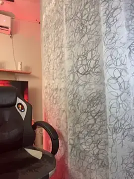 Stripchat Adult Webcam of saracaball_