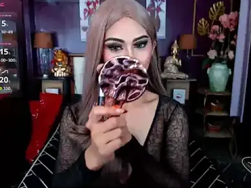 Stripchat Adult Webcam of Plastique_PATRICIA