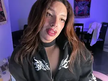 Stripchat Sex Cam of Loona_s