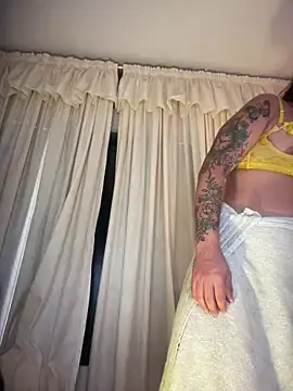 Stripchat Free Porn Cam of scarlett_sexx69