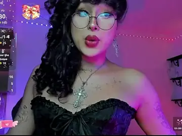 Stripchat Free Live Porn of Heka_Prudence